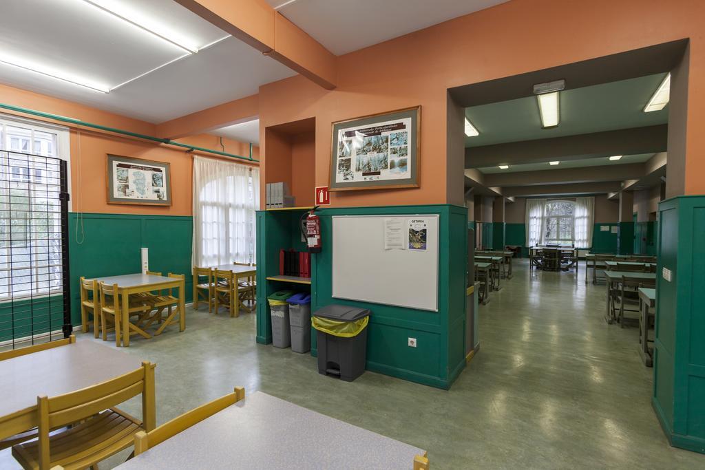 Albergue Juvenil Ondarreta San Sebastian Buitenkant foto