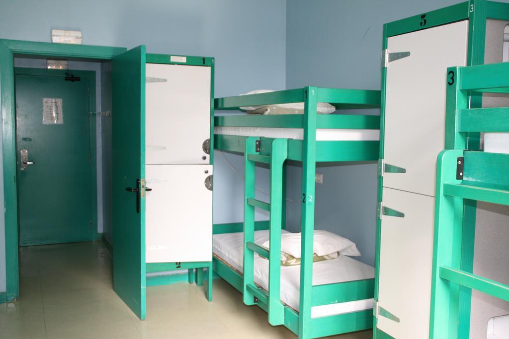 Albergue Juvenil Ondarreta San Sebastian Kamer foto